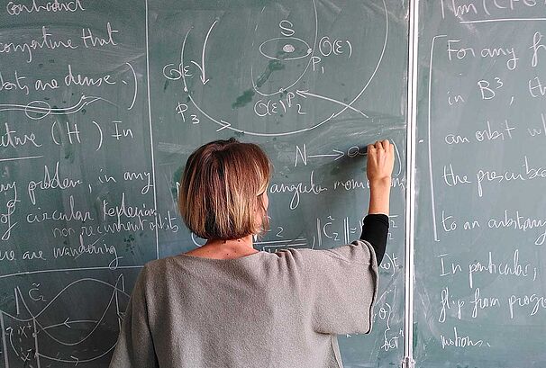 Cours de Licence 1 Mathématiques Informatique à Dauphine