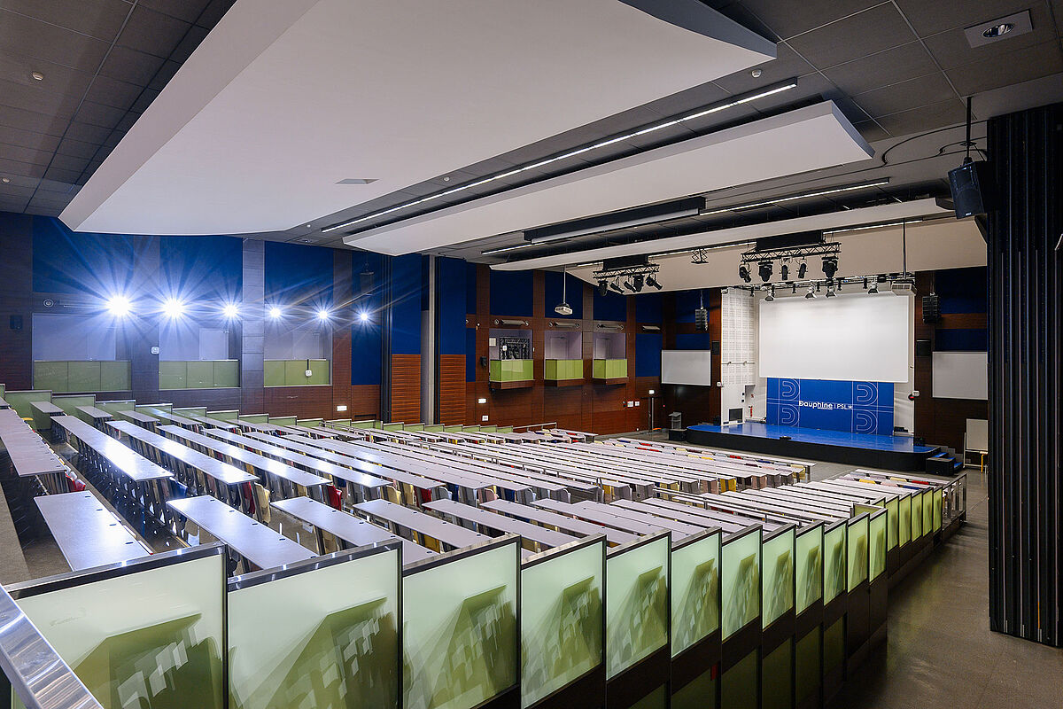 Amphithéâtre Edgar Faure (Amphi 8)