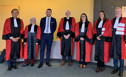 [Translate to EN:] Jules Lechene et son jury de thèse.